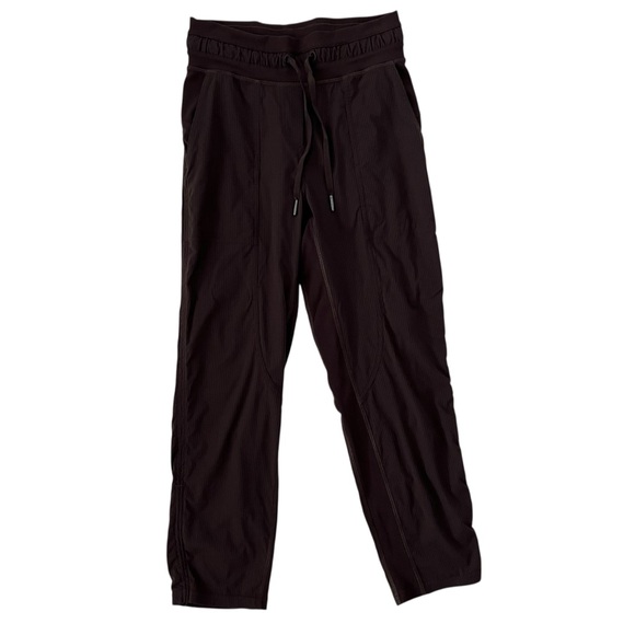 Lululemon‎ Dance Studio Mid-Rise Crop 25" in Chocolate Brown Size 2 - Picture 2 of 13